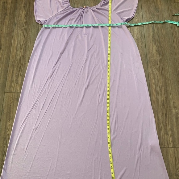 Night Gown - Picture 7 of 9